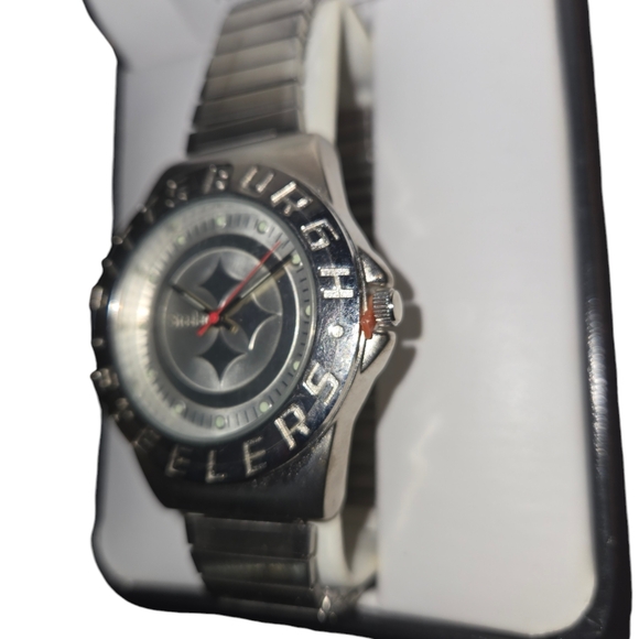 NWT! NFL STEELERS WATCH With 2 Used Terry Bradshaw Books - Picture 3 of 4